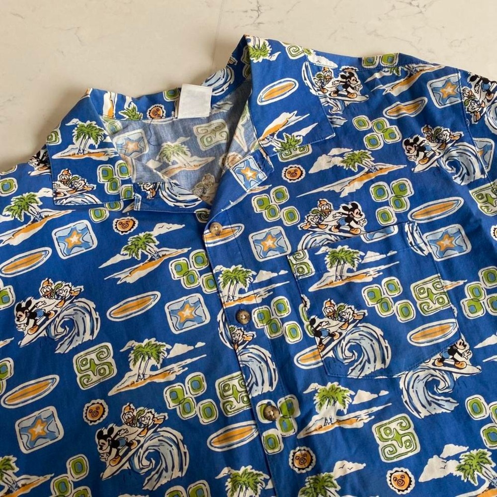 Vintage Disney Store Mickey mouse surf Hawaiian shirt men's size large